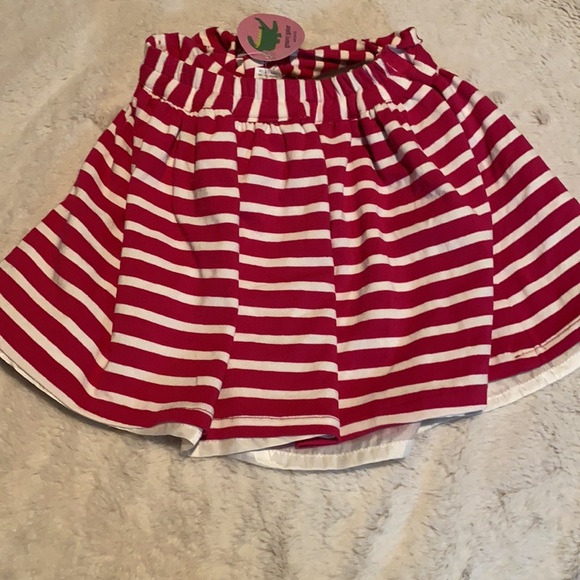 Groovy gator hot pink and white skirt - Picture 4 of 4